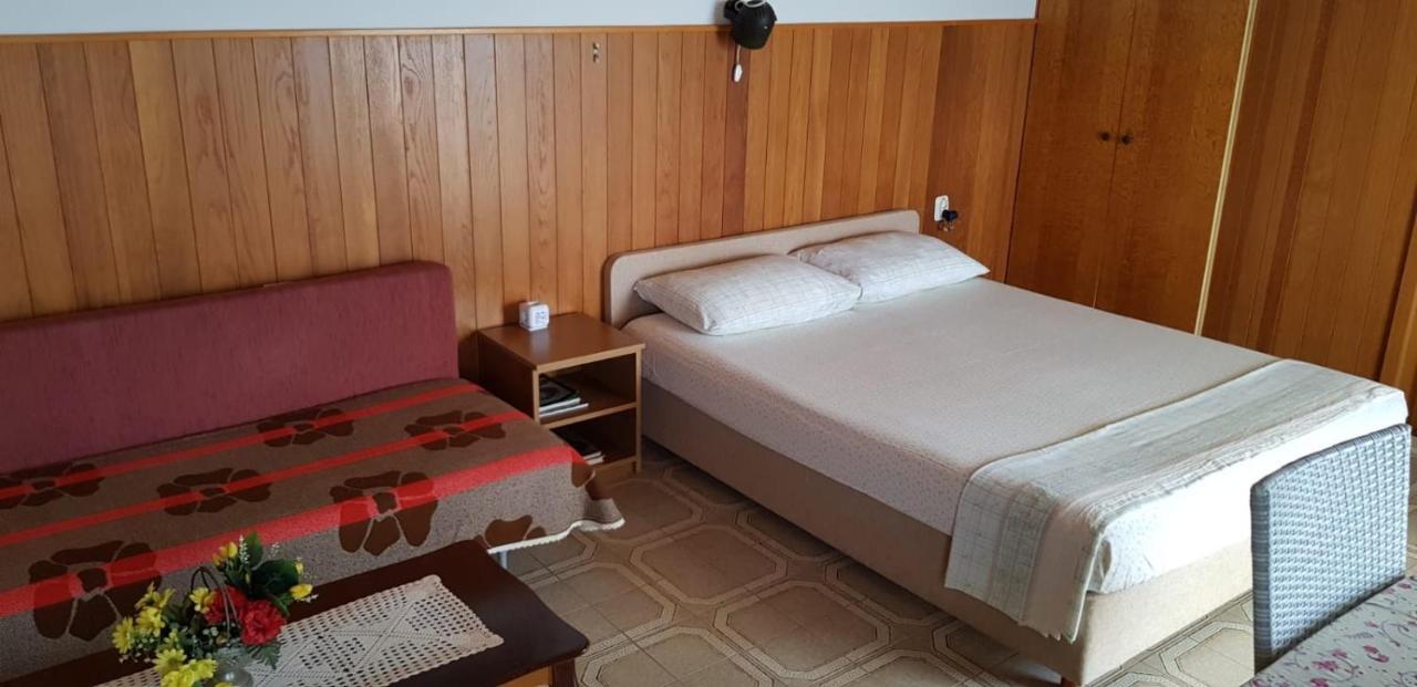 Apartments By The Sea Pisak, Omis - 1018 Ngoại thất bức ảnh